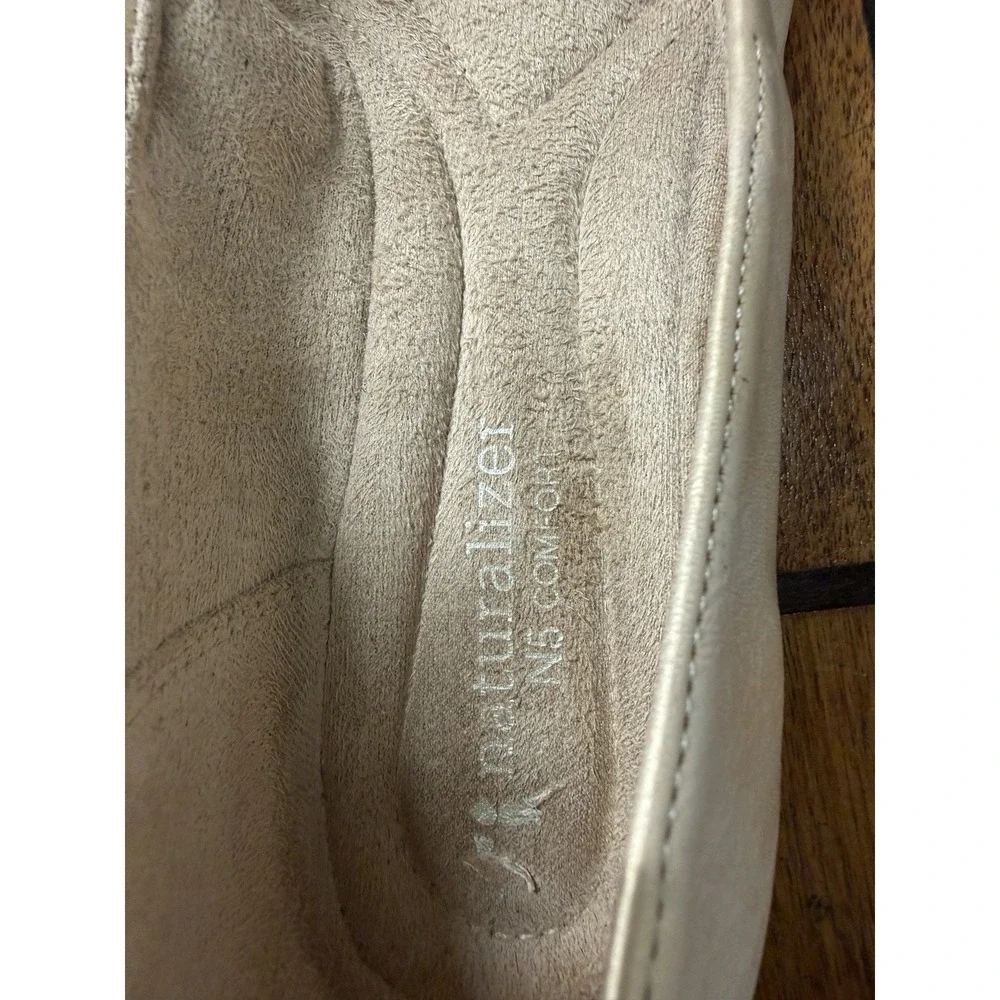 Naturalizer Women's 7 Ballet Flats N5 Comfort Leather Tan Gold Studs Shoes Metal